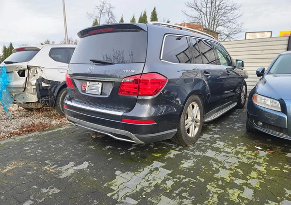 Mercedes-Benz GL cena 53000 przebieg: 117300, rok produkcji 2013 z Radom małe 211